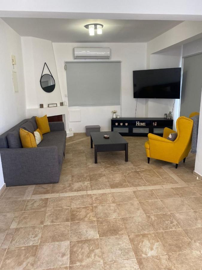 Villa Suncity Boutique Beachfront Ajía Nápa Kültér fotó