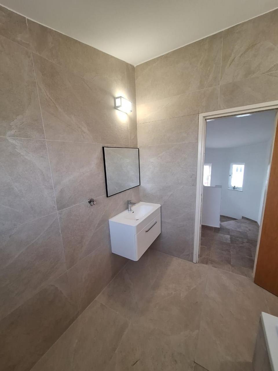 Villa Suncity Boutique Beachfront Ajía Nápa Kültér fotó